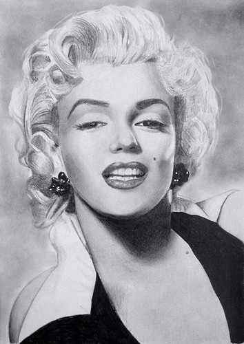 Marilyn Monroe Drawing Pencil at PaintingValley.com | Explore ...