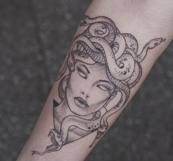 600x557 Medusa Tattoos Ideas With Meaning Nexttattoos - Medusa Tattoo Drawing