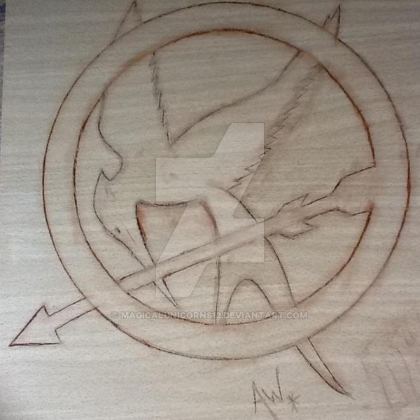 600x600 Mockingjay Pin Drawing - Mockingjay Pin Drawing