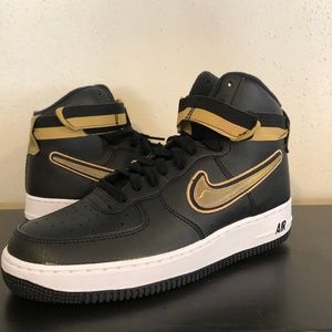 300x300 Men's Nike Shoes Drawing On Poshmark - Nike High Tops Drawing