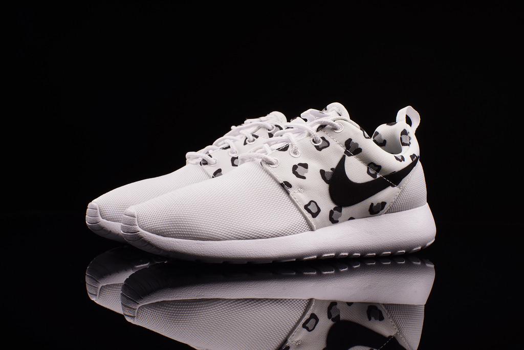 1024x684 Reduced Nike Roshe White Leopard - Nike Roshe Run Drawing