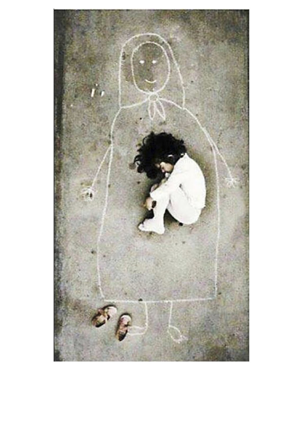 1130x1600 the little girl has never seen her mother, so she drew a mom - Orphanage Drawing
