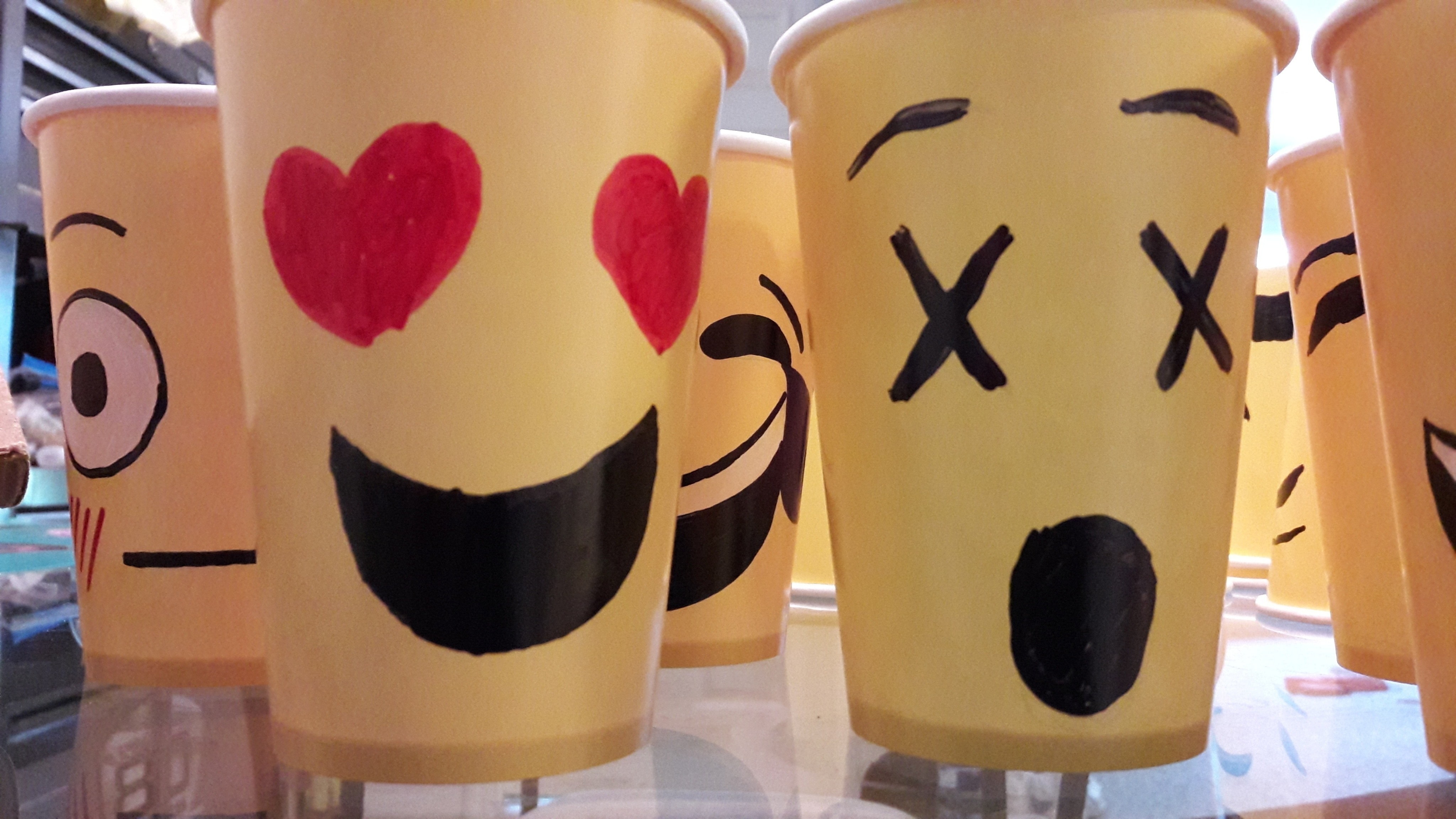 4096x2304 emoji face paper cups how to make a cup mug decorating - Paper Cup Drawing