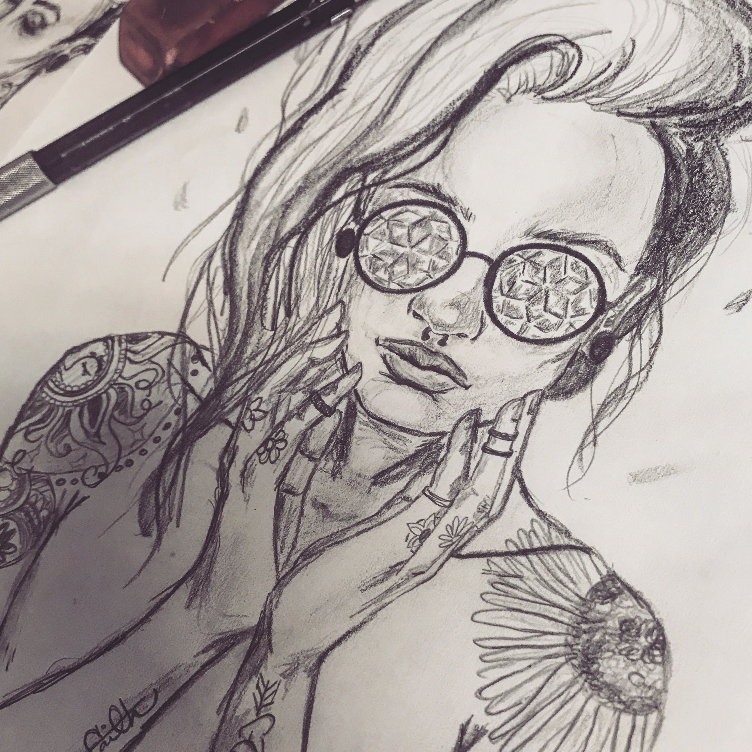 2440x2440 Psychedelic - Peace And Love Drawings