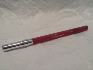 300x225 shu uemura drawing lip pencil lip liner - Pencil Lip Drawing