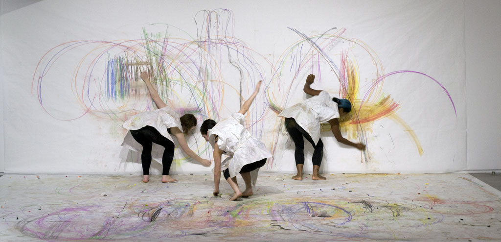1024x494 Daniela Antelo - Performance Drawing