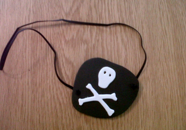 640x449 How To Make A Pirate Eye Patch - Pirate Eye Patch Drawing