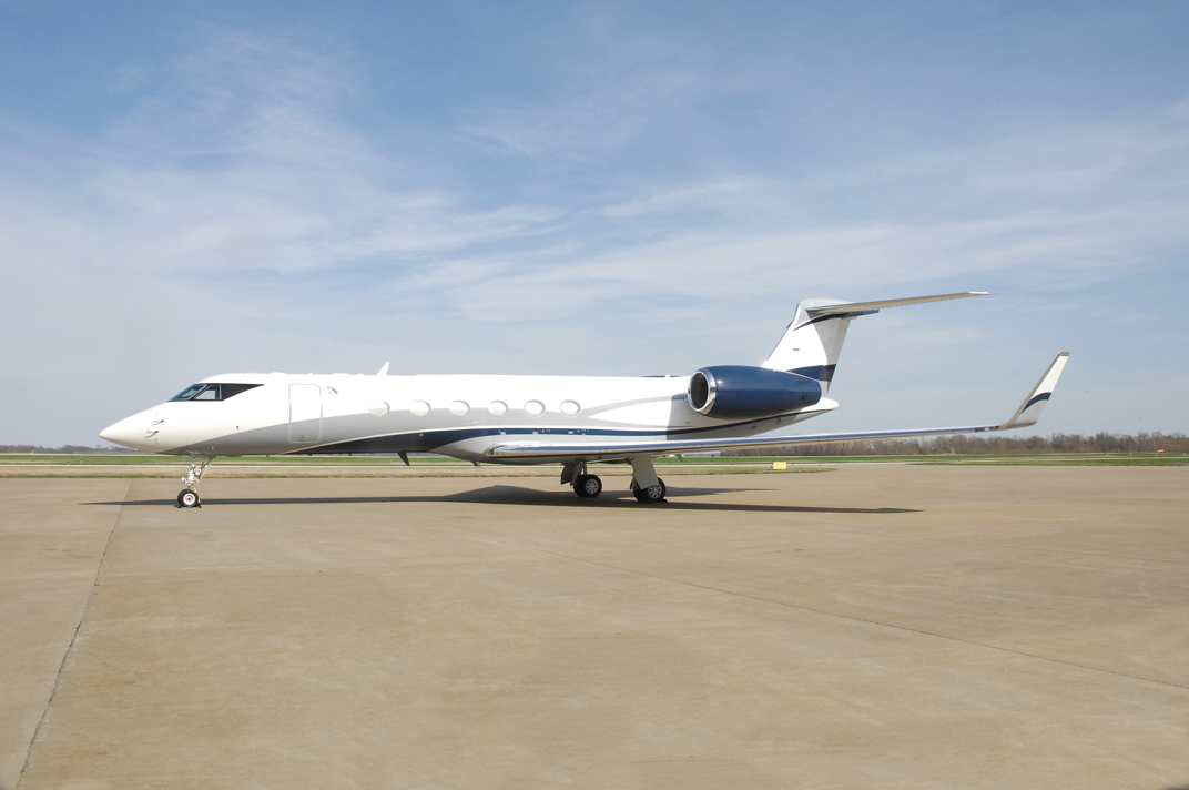 1072x712 luxury vacation packages tours to south america private jet - Private Jet Drawing