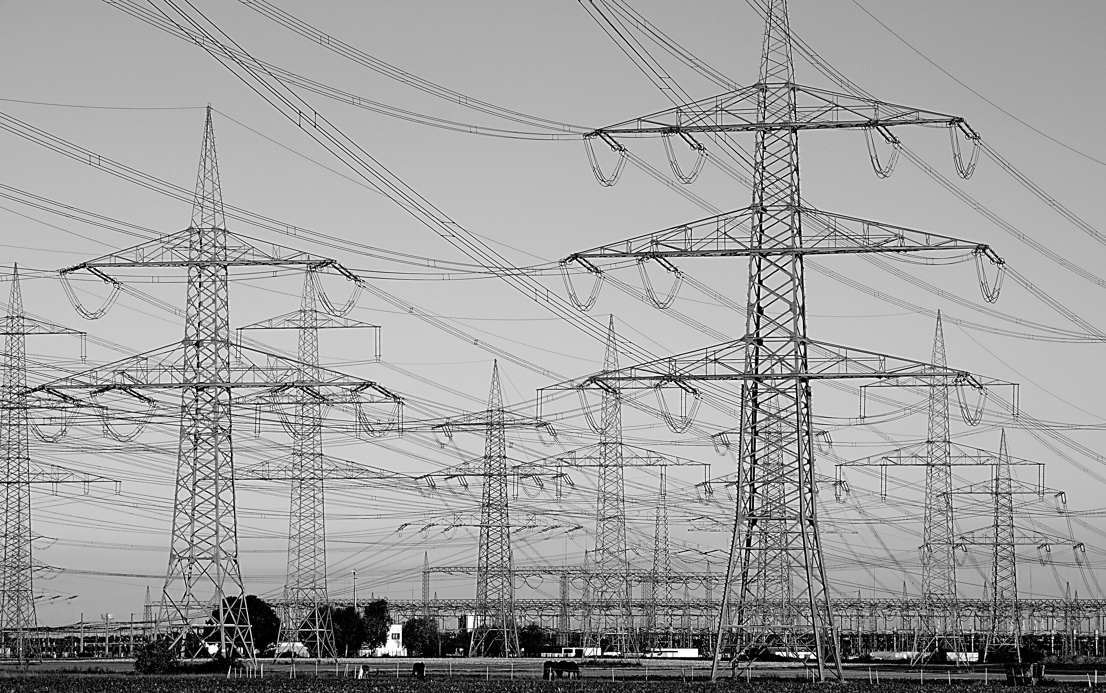 3864x2420 free images black and white, power line, mast, electricity - Pylon Drawing