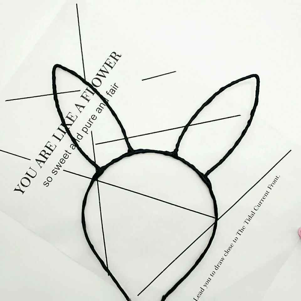 Rabbit Ears Drawing at PaintingValley.com | Explore collection of