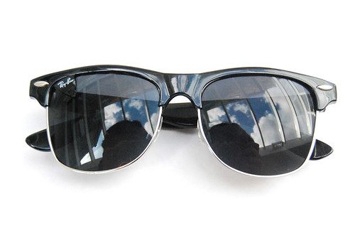 500x335 kaye blegvad non ray bans - Ray Ban Drawing