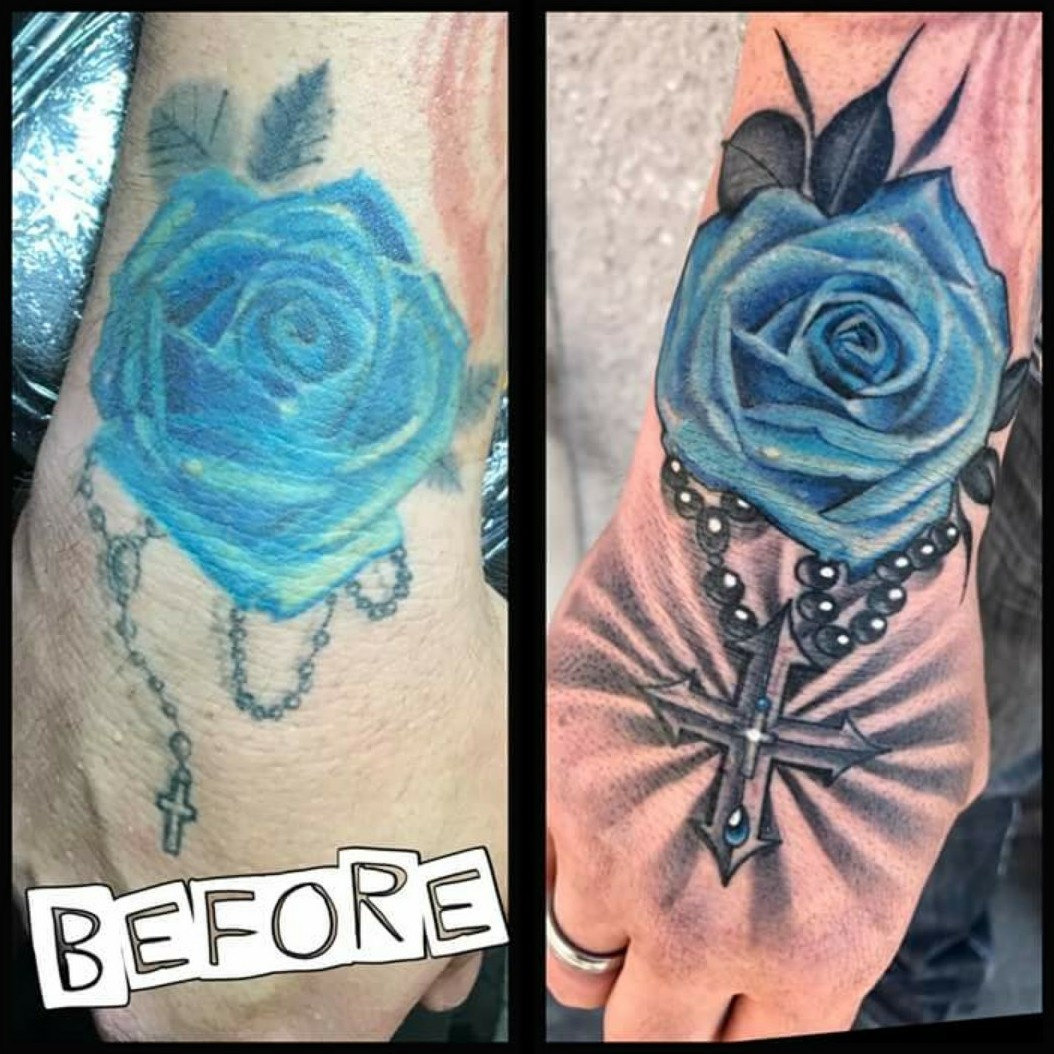 1054x1054 Jordan Mccurdy - Rose And Rosary Drawing