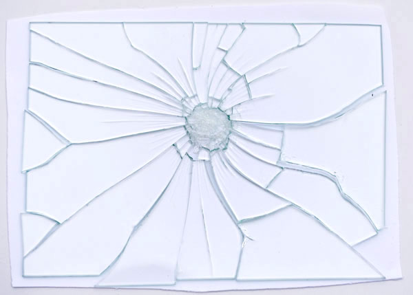 600x429 How To Create Custom Shattered Glass Brushes In Adobe Photoshop - Shattered Glass Drawing