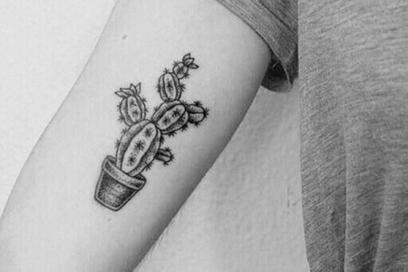 450x300 the best small and simple tattoos for men improb - Simple Tattoo Drawings