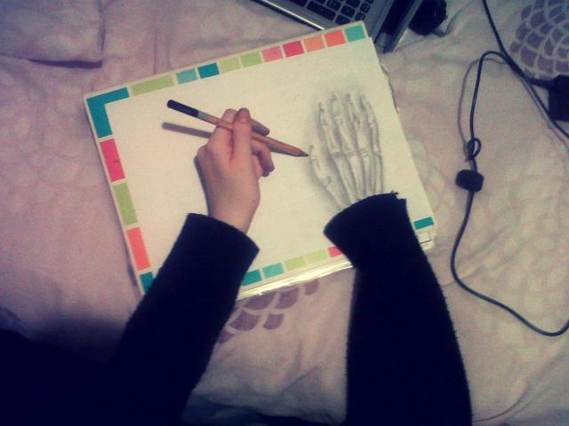 640x480 Drawn Bones Hand Tumblr - Skeleton Hand Drawing Tumblr
