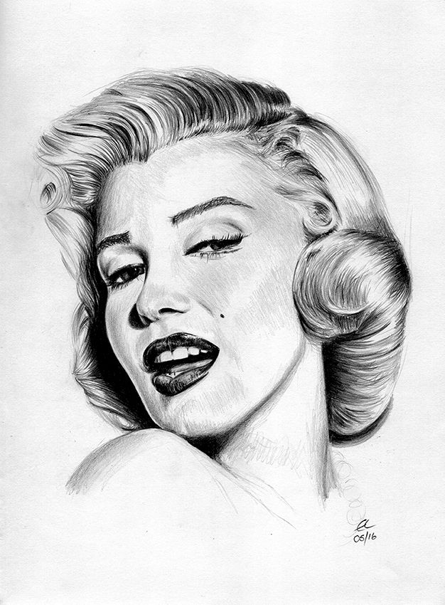 626x850 Marylin Monroe - Smudging Drawing