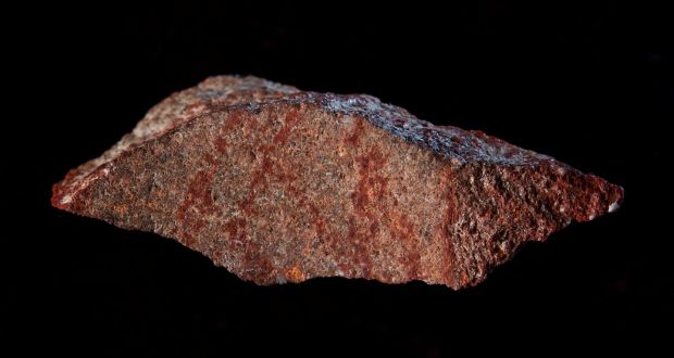 620x330 oldest known human drawing discovered in south africa - South Africa Drawing