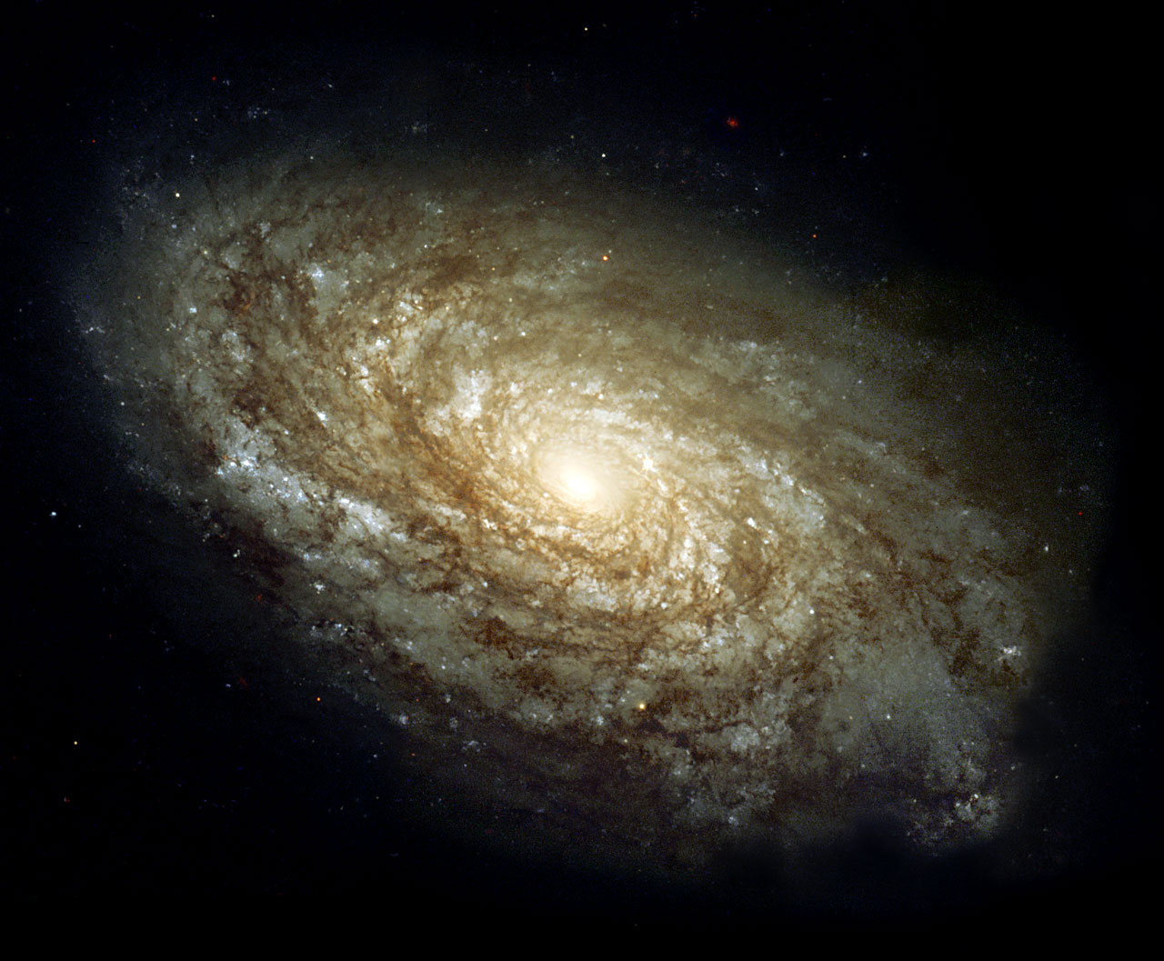 1280x1057 magnificent details in a dusty spiral galaxy esahubble - Spiral Galaxy Drawing
