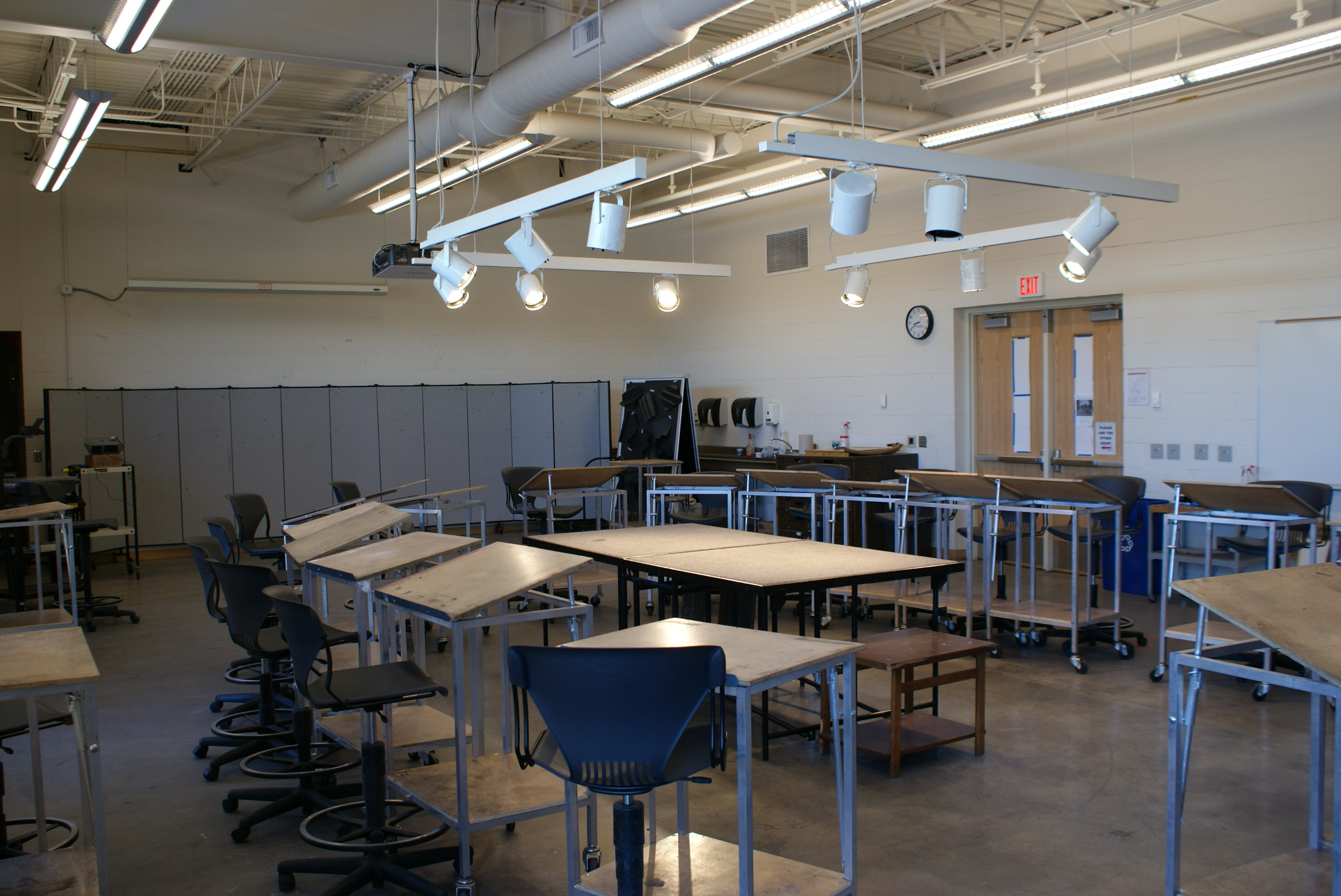 2896x1936 drawing studio normandale community college - Studio Drawing