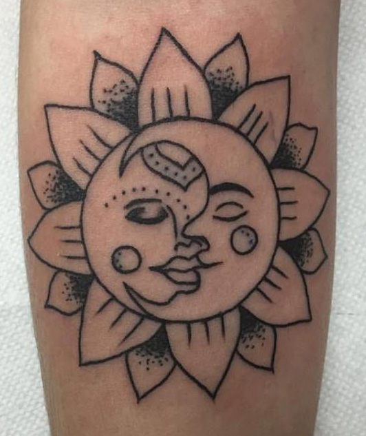532x633 amazing sun and moon tattoo designs for the couples - Sun Tattoo Drawing
