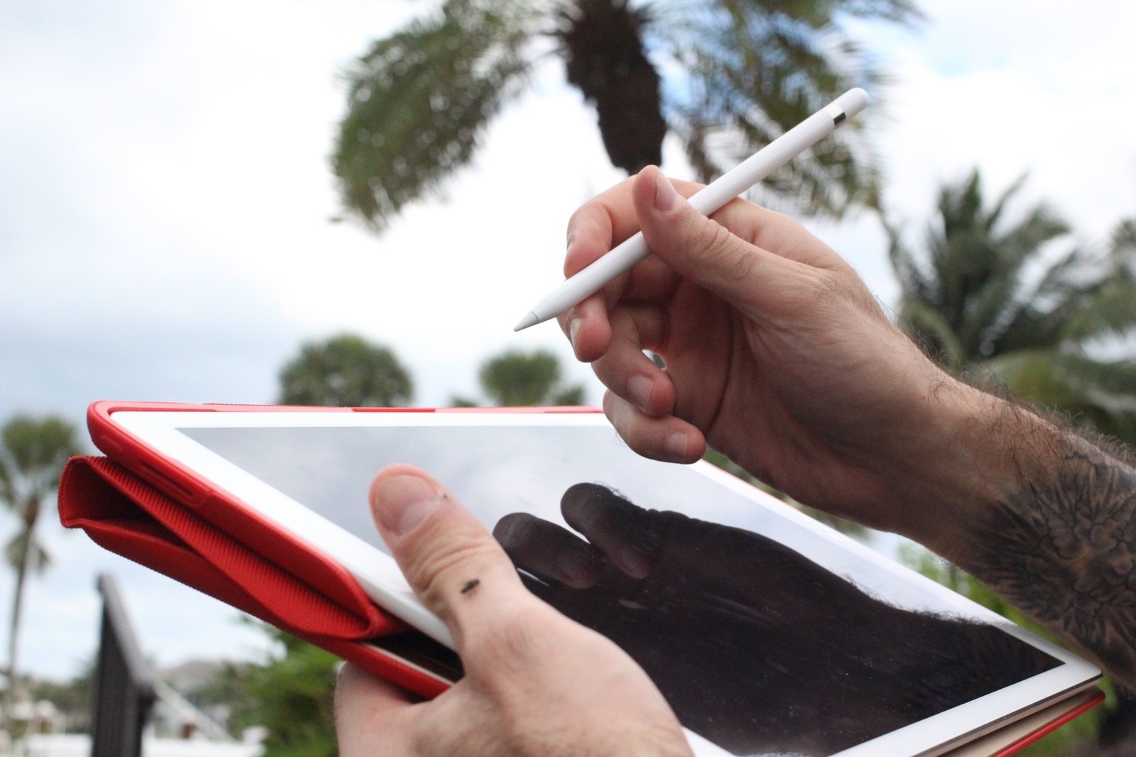 1600x1066 ipad pro vs microsoft surface a tablet showdown for writers - Surface Pro Drawing