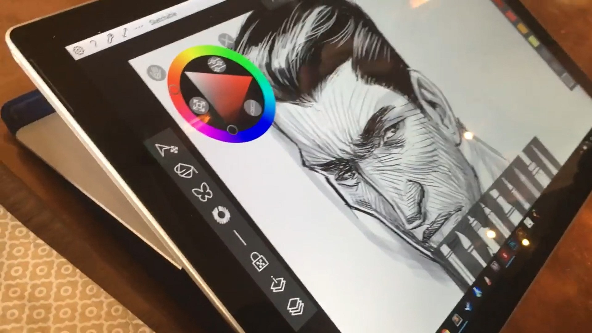 1920x1080 artist drawing on a surface pro in a bar makes an impression - Surface Pro Drawing