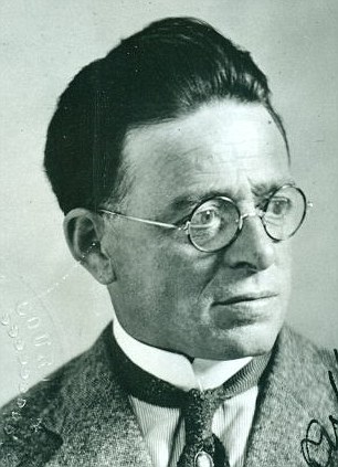 306x423 The Real Titanic Love Story Documentary Charts Romantic Link - Titanic Rose Drawing Real