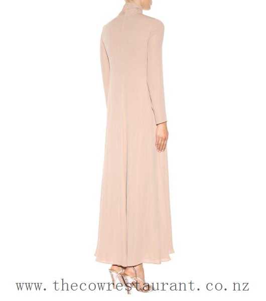 530x600 lovely valentino silk gown from australia drawings breathability - Valentino Drawings