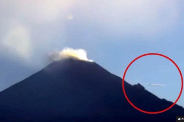 613x408 aliens 'drawing energy from volcano eruptions' exo news - Volcano Drawing