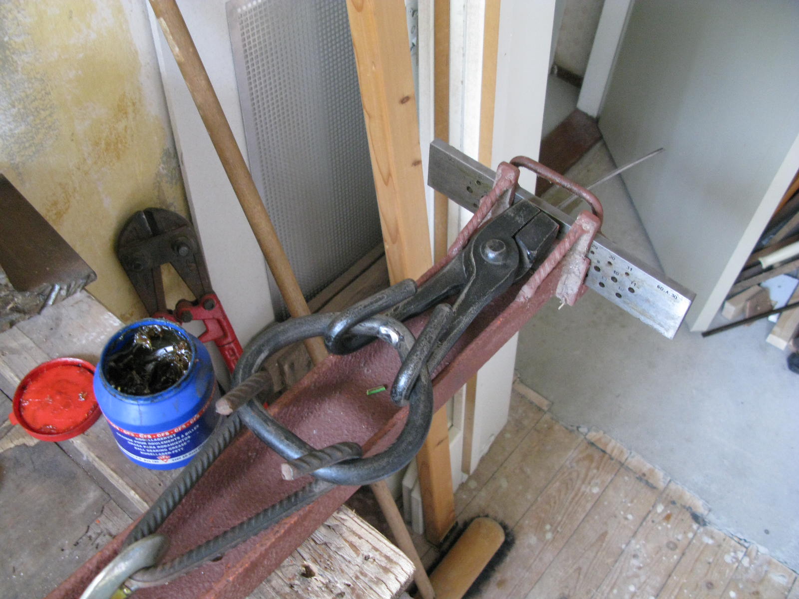 1600x1200 wire drawing - Wire Drawing