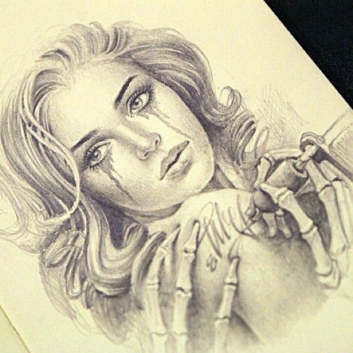 500x500 woman crying getting tattooed - Woman Crying Drawing