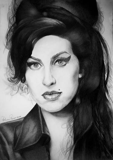 375x531 amy winehouse portrait drawing - Woman Portrait Drawing