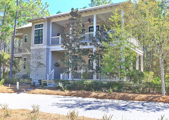 640x457 Image Gallery - 360 Blue Watercolor