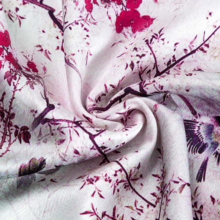 736x736 Elegant Chinese Watercolor Painting White Silk Cheongsam Modern - Chinese Watercolor