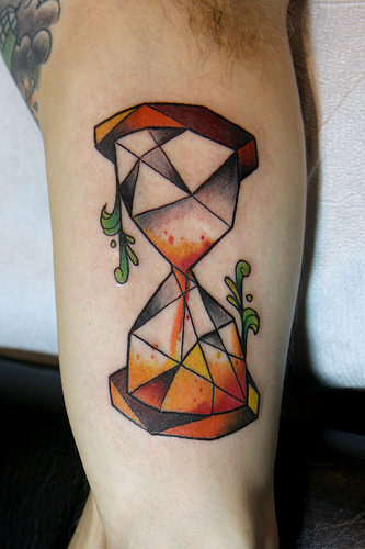 333x500 Hourglass Tattoo Photos, Designs, And Explanations - Hourglass Watercolor Tattoo