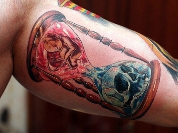 600x450 100 Meaningful Hourglass Tattoos (Ultimate Guide 2018) - Hourglass Watercolor Tattoo