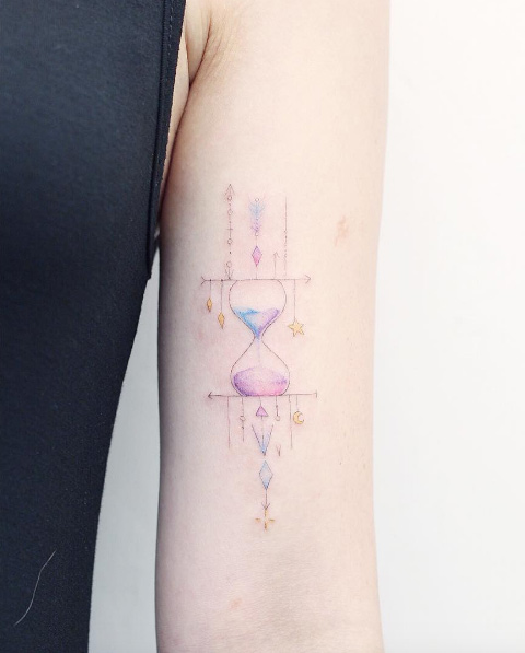 480x597 50 Amazing Hourglass Tattoos And Meanings - Hourglass Watercolor Tattoo