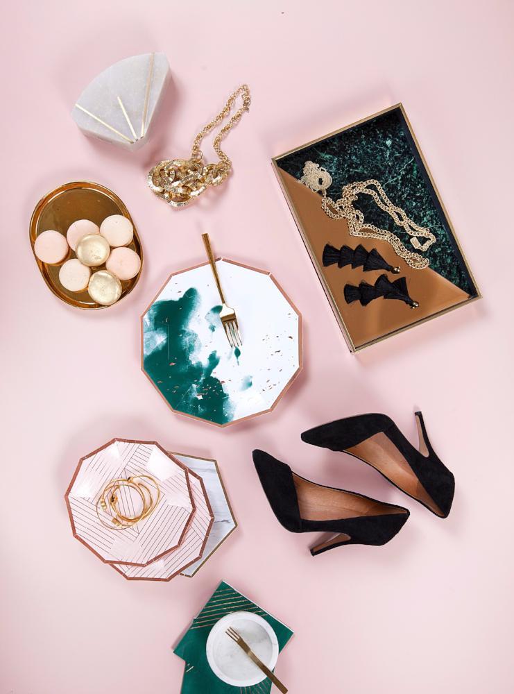 741x1000 Manhattan - Rose Gold Watercolor