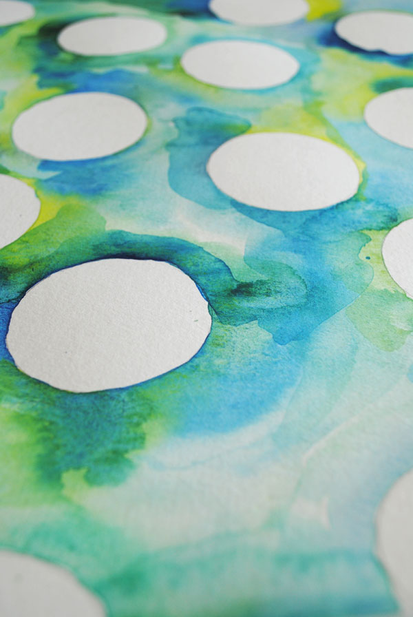 600x896 Simple Water Color Absract Negative Circles - Simple Watercolor Pictures