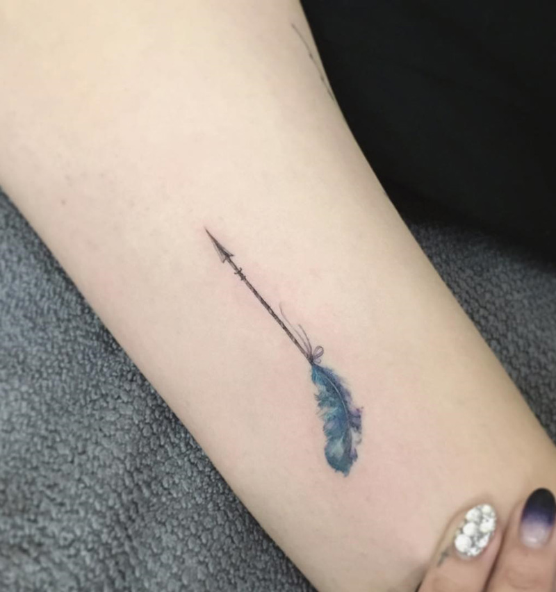 800x852 Small Arrow Amp Watercolor Feather Best Tattoo Design Ideas - Tiny Watercolor