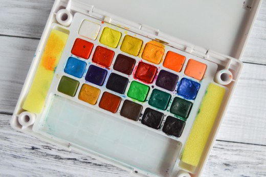 520x346 Understanding The Differences Between Opaque And Transparent - Transparent Watercolor