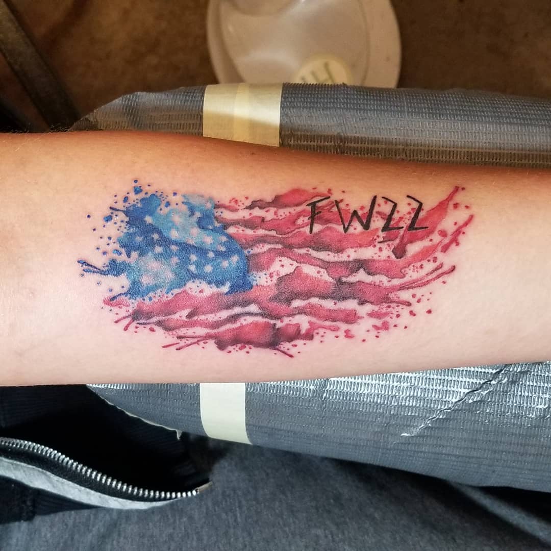 1080x1080 Flagtattoos - Watercolor American Flag Tattoo