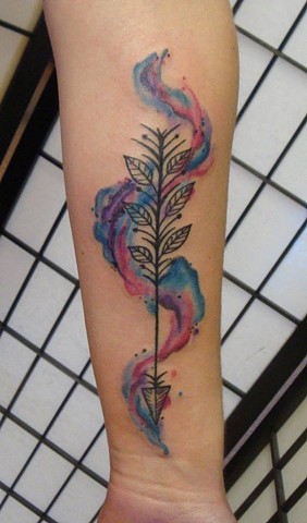 282x480 920 Tattoo Company - Watercolor Arrow Tattoo