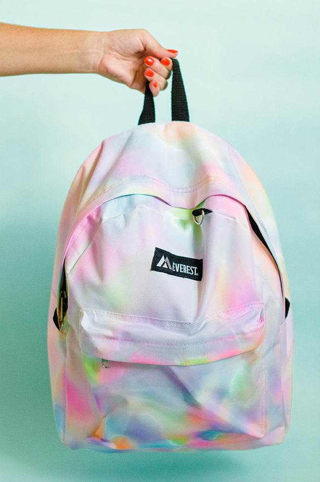 648x975 This Diy Rainbow Watercolor Backpack Is So Cool For School - Watercolor Backpack