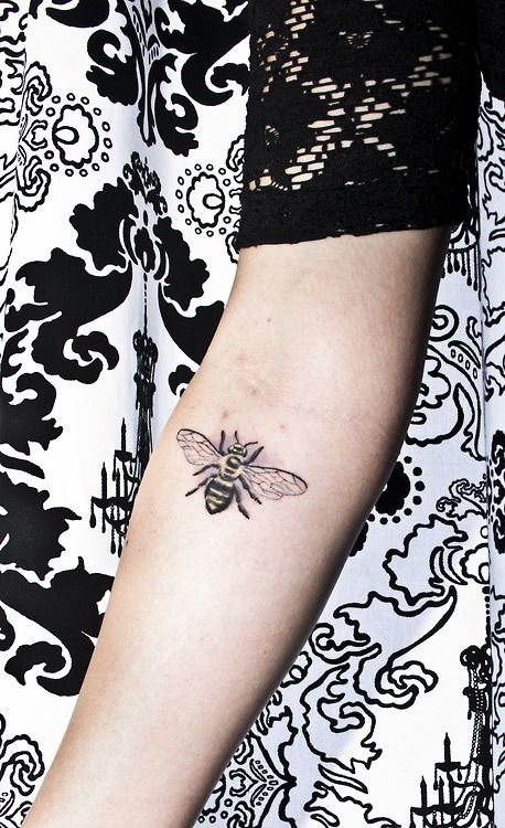 458x750 Watercolor Style Bee Tattoo On Arm - Watercolor Bee Tattoo