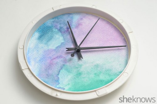 500x333 Trendy And Quick Diy Watercolor Clock - Watercolor Clock