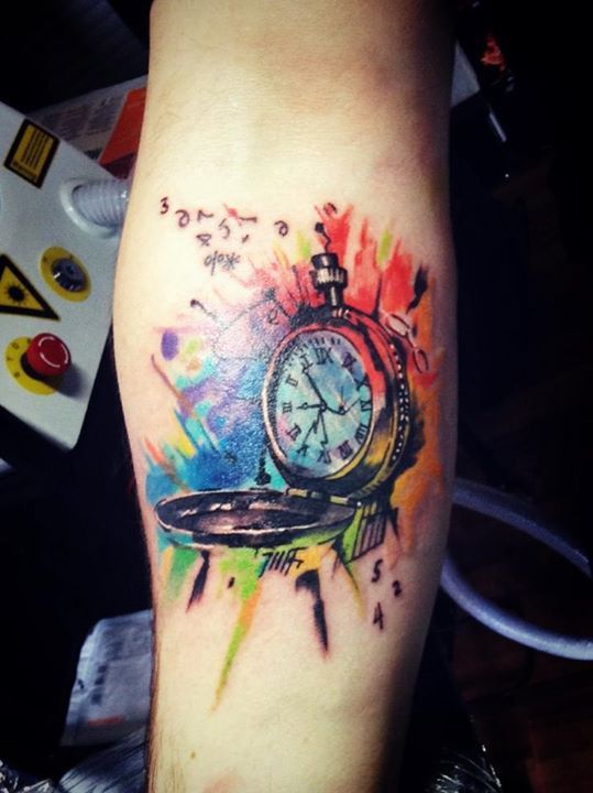 539x720 The Coolest Clock Tattoo Designs Get New Tattoos For 2016 2017 - Watercolor Clock Tattoo