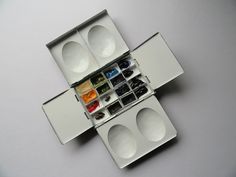 236x177 Vintage Watercolor Palette Palettes Watercolor - Watercolor Equipment