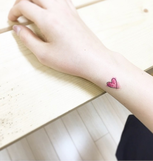 491x517 Beautiful Tiny Wrist Tattoos For Women - Watercolor Heart Tattoo