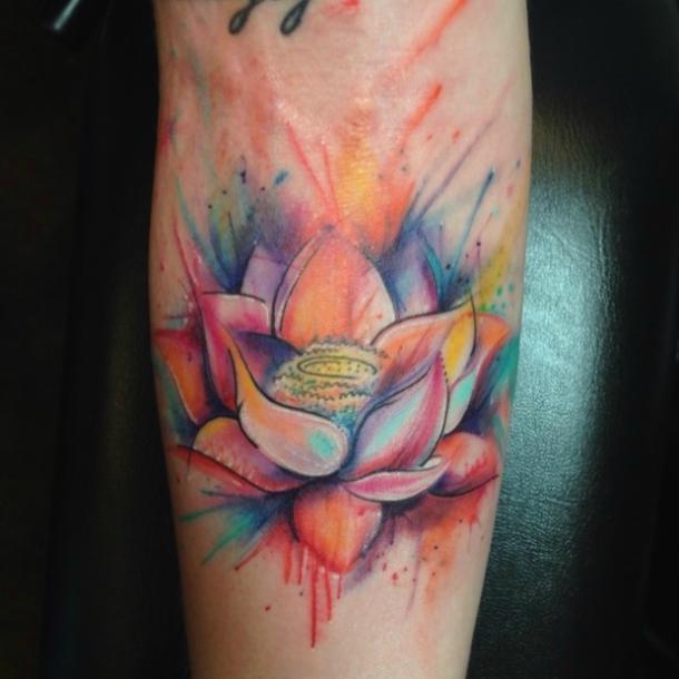 610x610 20 Stunning Watercolor Tattoos Perfect For Anyone Yourtango - Watercolor Lotus Tattoo